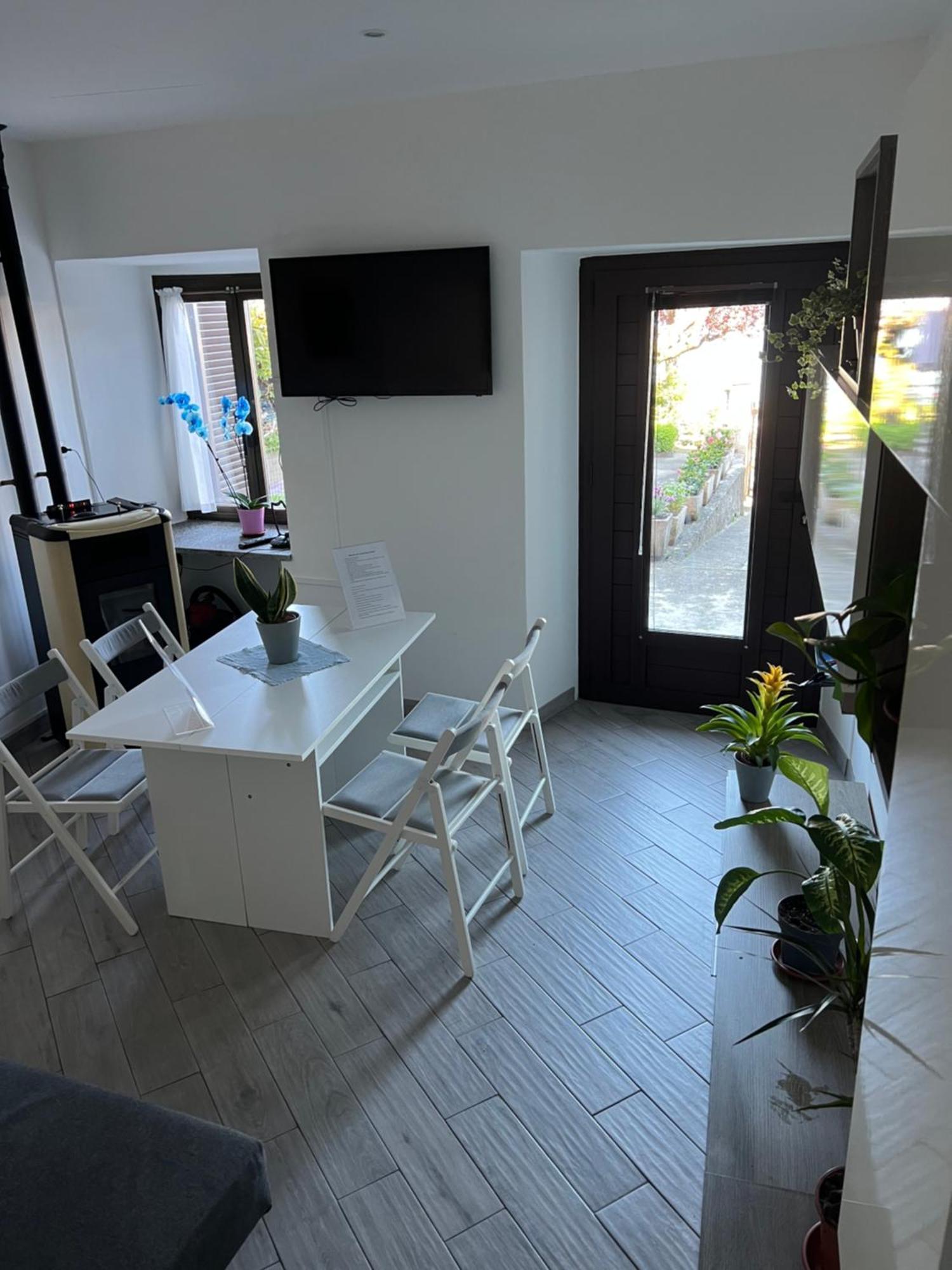 Casa Aurora Villa Бавено Екстериор снимка